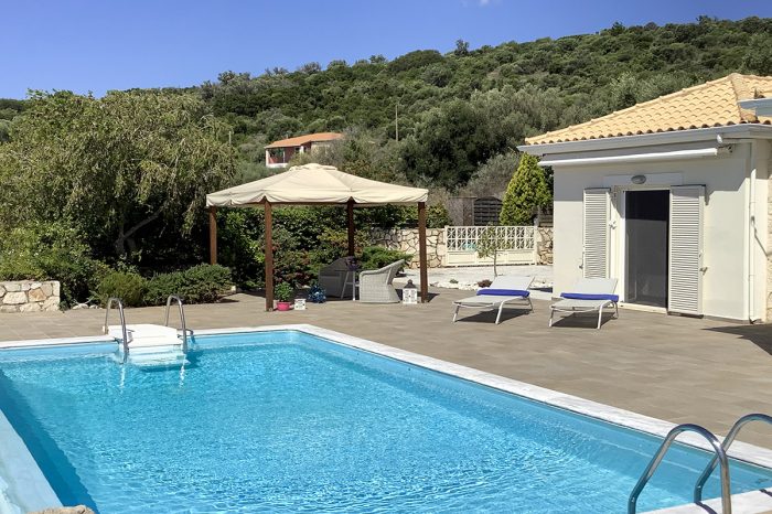 limonari-bay-villas-one-meganisi-lefkada-pool-private-luxury-patio