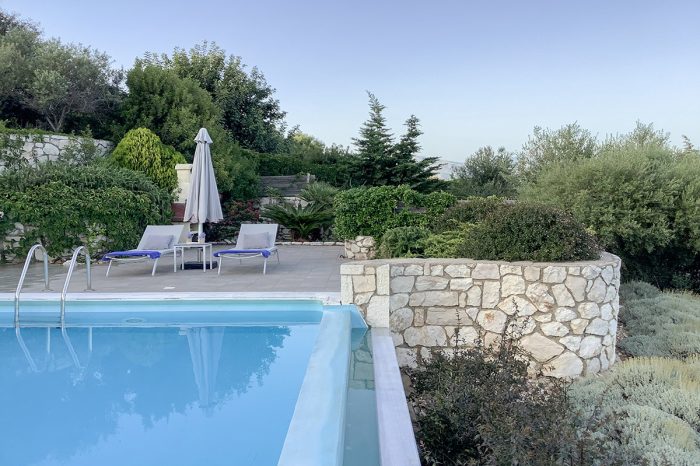 limonari-bay-villas-three-meganisi-lefkada-pool-nature-exterior-view