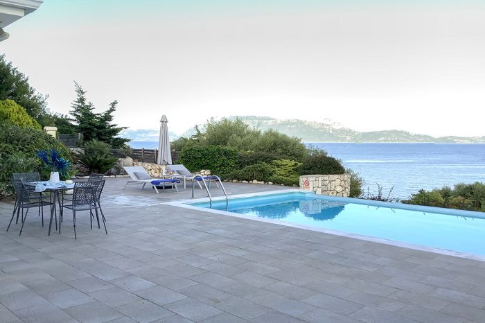 limonari-bay-villas-three-meganisi-lefkada-pool-patio-veranda